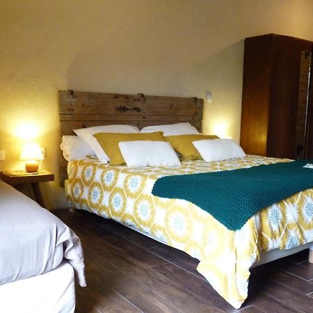 Chambres D'Hotes Le Chateau Rouge Saint-Germain-sur-Moine Екстер'єр фото