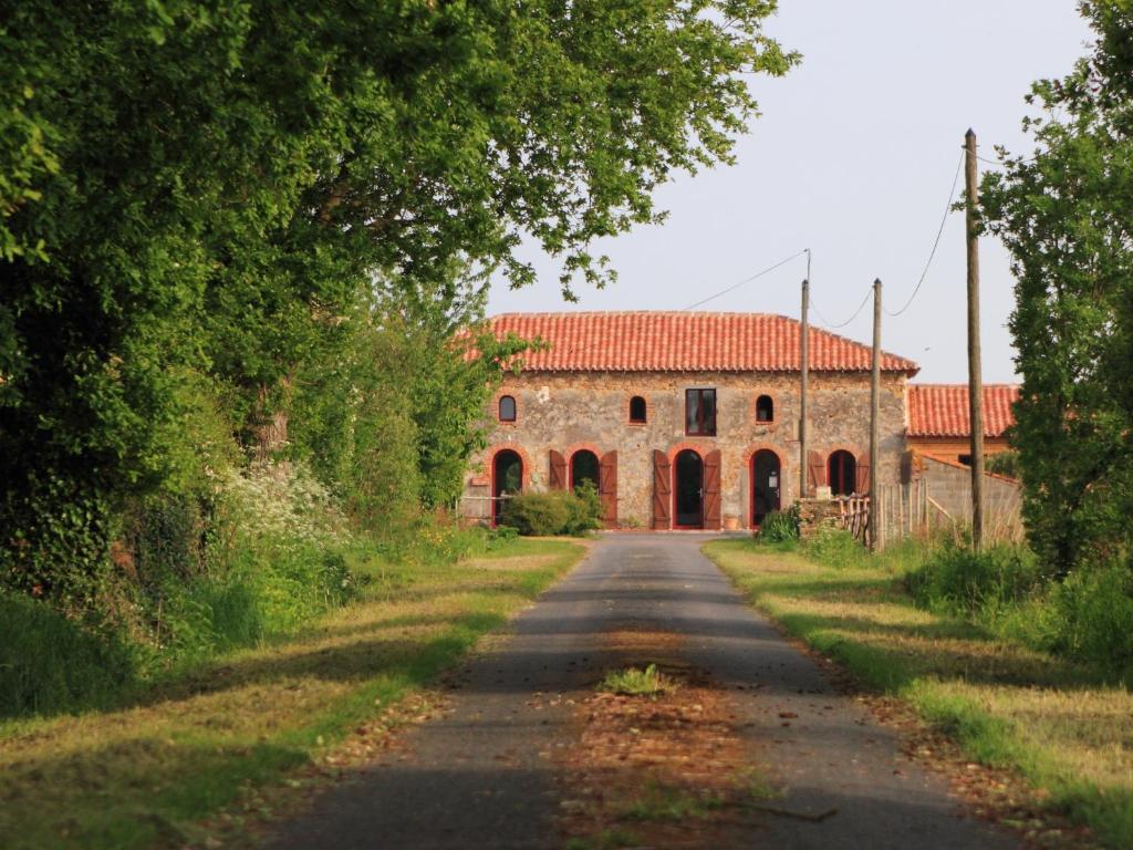 Chambres D'Hotes Le Chateau Rouge Saint-Germain-sur-Moine Екстер'єр фото